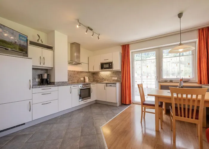 Nadine Нойштифт-им-Штубайталь