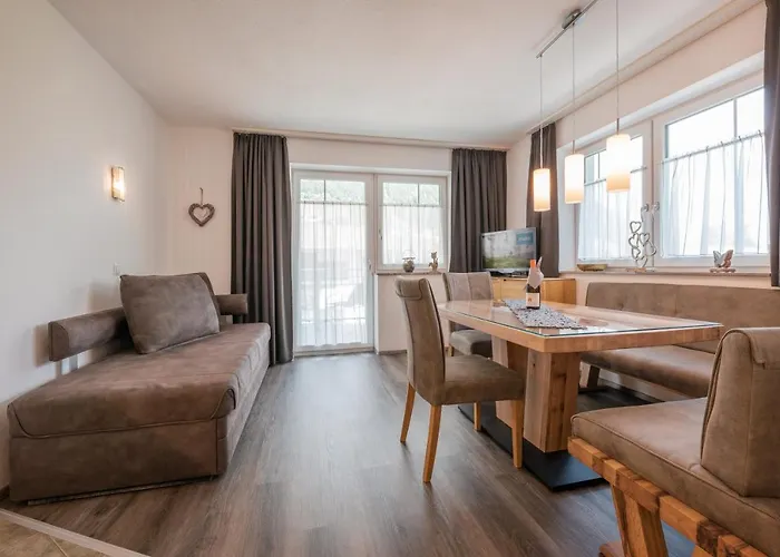 Апартаменти Nadine *