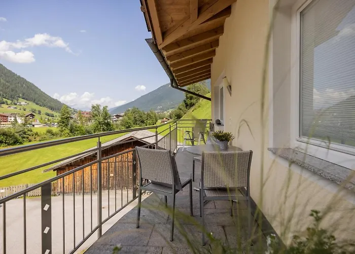 Nadine Апартаменти *